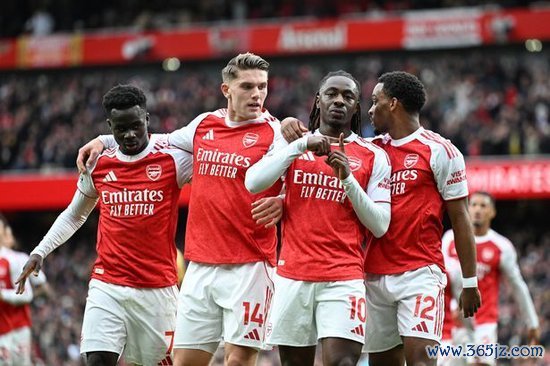 阿森纳领跑英超积分榜